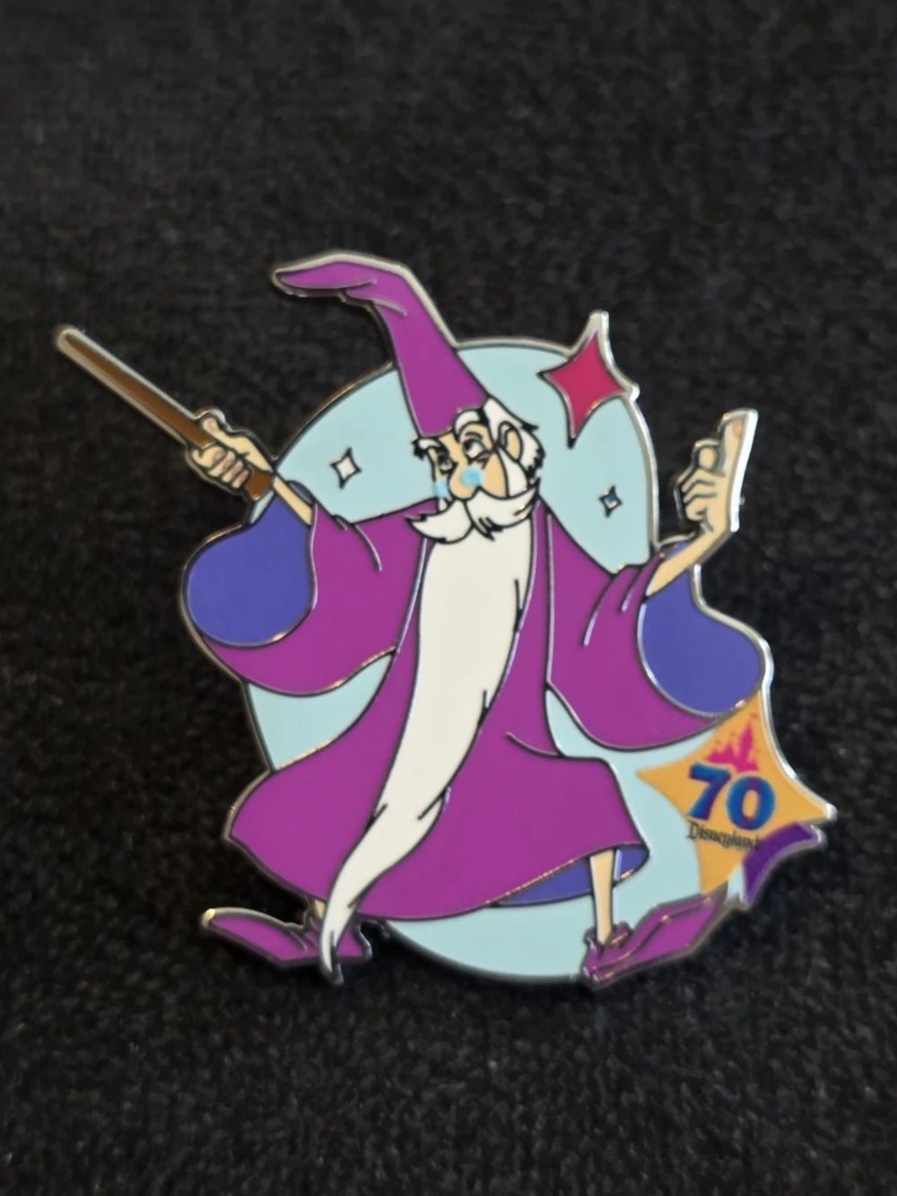 Disneyland 70th Anniversary Mystery Pin Disney Merlin Sword In The Stone (E)